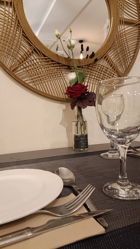 Le restaurant - La Pomme De Pin - restaurant THOREE-LES-PINS - manger a THOREE-LES-PINS